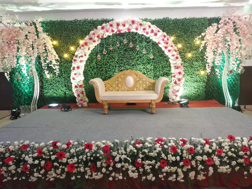 selecting-banquet-hall-bhimaas-temple-tree-hotel