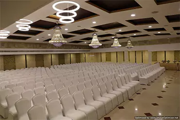 crown1-bhimaas-temple-tree-hotel