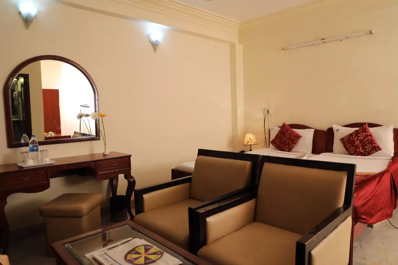 deluxe2-bhimaas-temple-tree-hotel