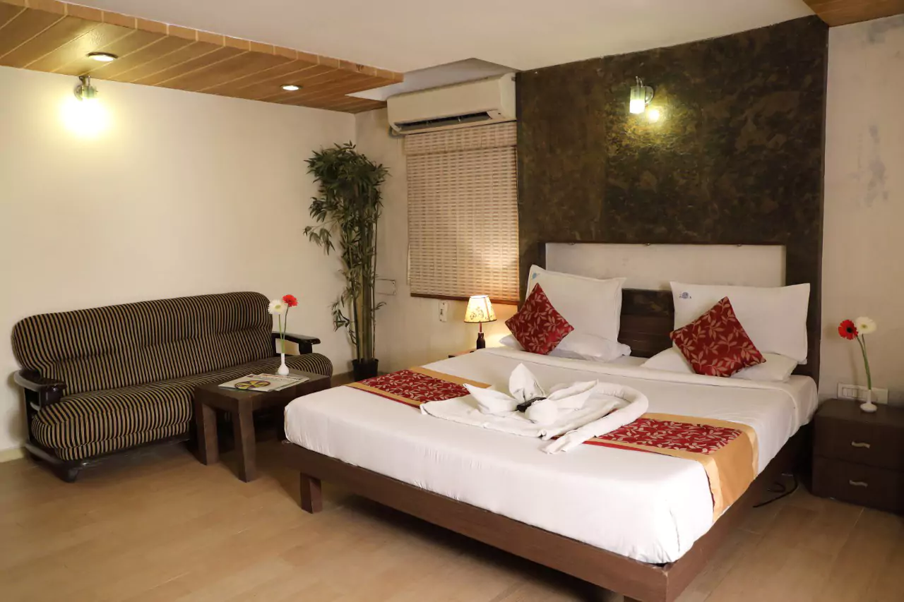 Executive Deluxe Rooms – Bhimaas Hotel Chennai