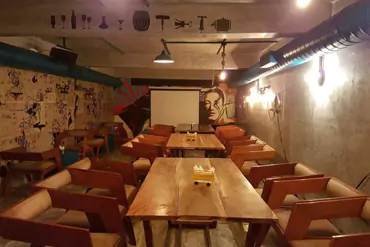 lounge11-bhimaas-temple-tree-hotel