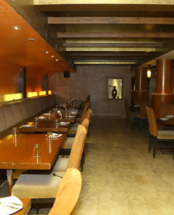 restaurant2-bhimaas-temple-tree-hotel